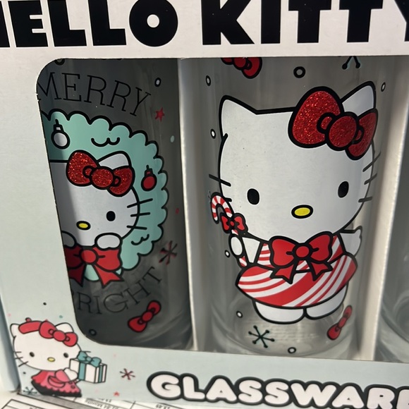 New hello kitty  holiday 2023 glassware set 4 10oz heavy duty - Picture 4 of 5
